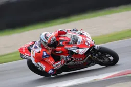 Michele Pirro torna in pista dopo il tremendo volo al Mugello