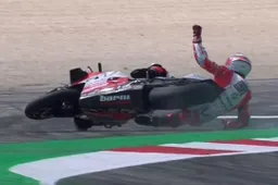 Superbike Misano, Prove 1: Michele Pirro parte e cade