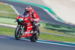 CIV Vallelunga, Gara 1:  Michele Pirro non si batte