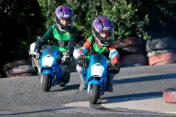 Minimoto Hai almeno sette anni? Ecco dove si può andare in pista