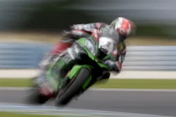Superbike Phillip Island FP2 Simulazioni di Rea vs Davies a confronto