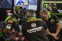 Superbike Montmelò: Jonathan Rea svetta nel warm up, Toprak sesto