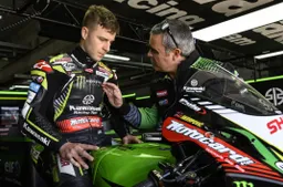 Kawasaki convinta: "Jonathan Rea superiore ad Alvaro Bautista"