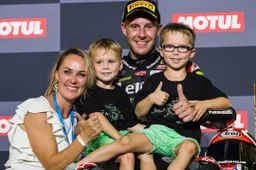Jonathan Rea "E' dura per tutti, restate forti di testa"