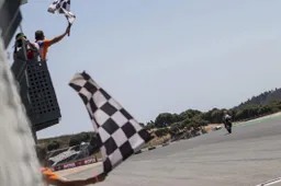 Superbike, Jonathan Rea stuzzica Scott Redding "E' stato facile dominare"