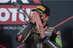Superbike, Jonathan Rea sicuro "Kawasaki ha meno velocità ma non conta"