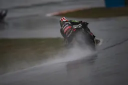 Superbike Magny Cours, Gara 1 Jonathan Rea il distruttore