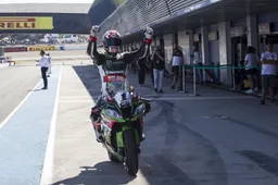 Superbike Jerez: Jonathan Rea fenomeno, 52 trionfi come Troy Bayliss