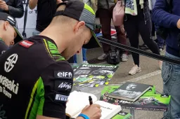 'In testa', l'autobiografia di Jonathan Rea: il lancio oggi a Imola