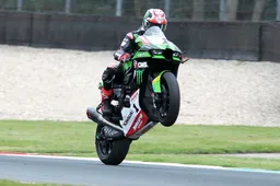 Superbike Assen, gara 1: Jonathan Rea fa tredici e torna in vetta