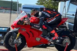 Superbike: Scott Redding torna in pista e lunedi ore 18:00 live su Box18