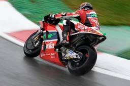 MotoGP, Austria: Sul bagnato Scott Redding fa sorridere l'Aprilia