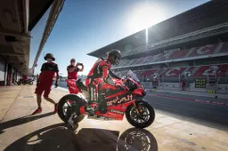 Scott Redding: "MotoGP è un'opzione, ma prima devo battere Rea"