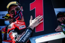 Superbike, Scott Redding dall'inferno alle stelle "Possiamo vincerne sei di fila"