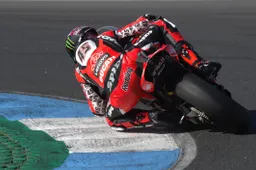 Superbike Estoril, Prove 3 Scott Redding insiste, Jonathan Rea si avvicina