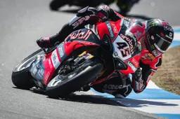 Superbike Estoril, Gara 1: Scott Redding domina e riapre il Mondiale!