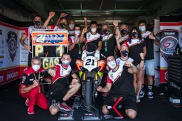 Superbike: "Noi piccoli oggi abbiamo fatto qualcosa di grande"