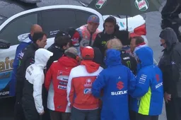 MotoGP Silverstone: Partenza della gara posticipata