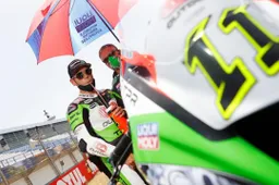 Superbike, Sandro Cortese l'intervento alle vertebre è andato bene