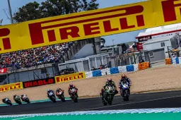 Superbike in Francia: Pirelli sarà main sponsor, Rea primo match point