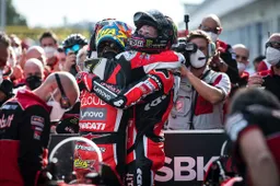 Superbike, Scott Redding insiste: "Ducati, rinunciare a Davies è una follia"