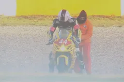 12h Estoril: BMW e Ducati a terra, dopo 3h Niccolò Canepa trascina Yamaha Yart (VIDEO)