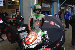 STK1000 Assen FP1 Guarnoni batte il brutto tempo