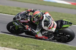 Superbike Germania: Prove 2 Cade Stefan Bradl, poi il diluvio. Tom Sykes resta 1°