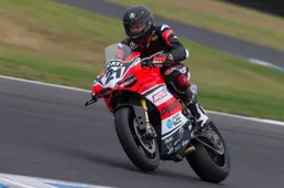 Australian SBK: Troy Bayliss in pista, riecco gli occhi della tigre