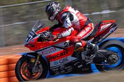 ASBK Hidden Valley: Troy Bayliss torna in pole position!