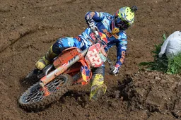 MXGP Portogallo Gara 1 Tony Cairoli 2°, vince Jeffrey Herlings