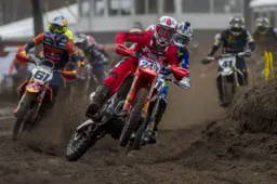MXGP Valkenswaard: Tim Gajser fa il marziano in gara 1, Tony Cairoli settimo