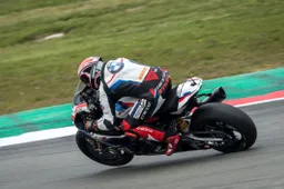 Superbike, Tom Sykes: "L'elettronica BMW è fantastica"