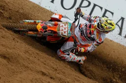 MXGP Svezia: Jeffrey Herlings salta la catena, Antonio Cairoli (quasi) Mondiale