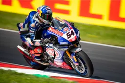 Superbike Most, Gara 1: Toprak vince di forza, Rea cade due volte!