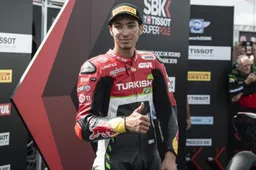 Superbike Laguna Seca: Toprak si prende il warm up