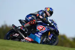 LIVE Superbike Phillip Island: lo show di gara 1 in diretta