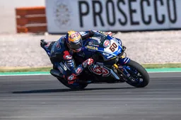 Superbike Qatar:  Yamaha insidia il secondo posto alla Ducati