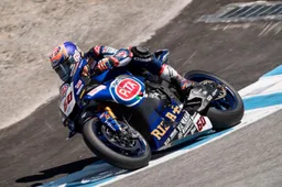 Superbike Laguna Seca: La Yamaha multata per lavori non permessi