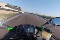 Da RED-LIVE: Kawasaki Ninja 636 ZX-6R 2019 il test a 360°