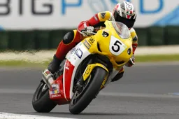 ASBK: prima vittoria di Craig Coxhell e del CJC Racing