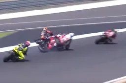 Supersport Phillip Island: Triumph sbaraglia la tonnara in gara 2