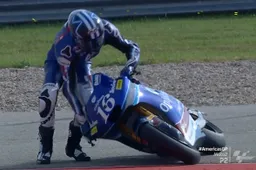 Moto2 Austin, Prove 2: missile Aldeguer, Roberts 5° dopo la caduta