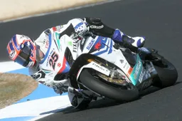 Superbike: il bilancio di Crescent Suzuki a Phillip Island
