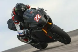 Superbike: Crescent Suzuki lascia Portimao al top