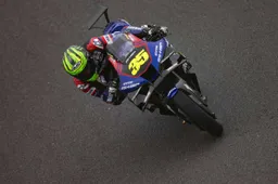 MotoGP, Crutchlow: "Yamaha deve tornare indietro sull'aerodinamica"