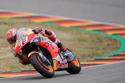 MotoGP, Sachsenring: Prove 2, Marc Márquez al top