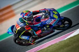 Moto3: Frattura alla clavicola per Jakub Kornfeil