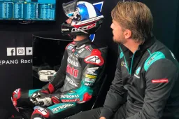 Moto3, Jerez: Prove 1, John McPhee in testa all'ultimo