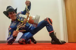 MotoGP, Alex Rins: "Ho battuto Valentino Rossi!"